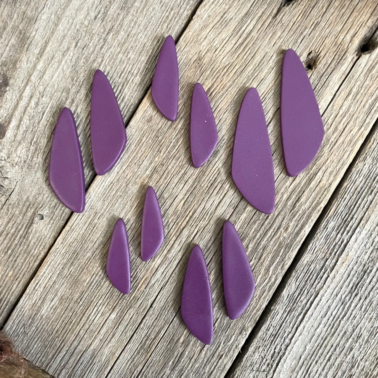 Thin Angled Drop Earring Cutters view 4