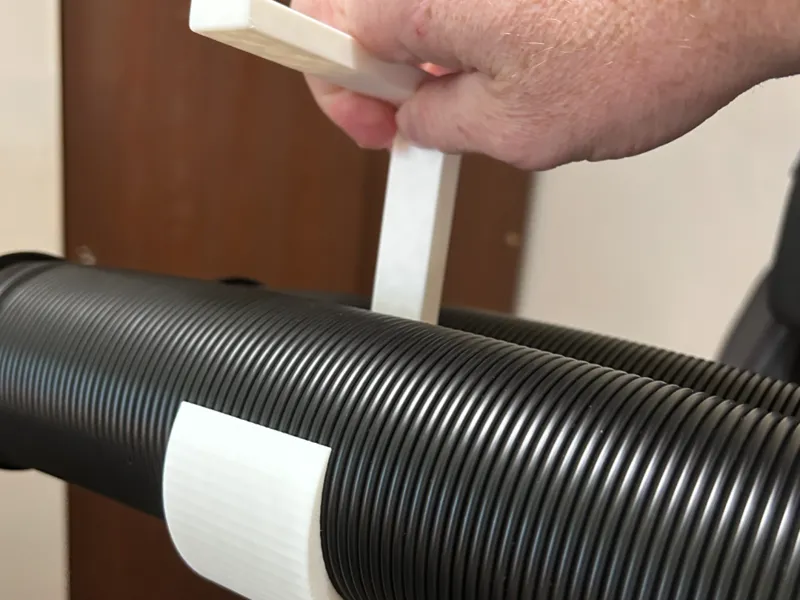 IcyBreeze Tube Holder