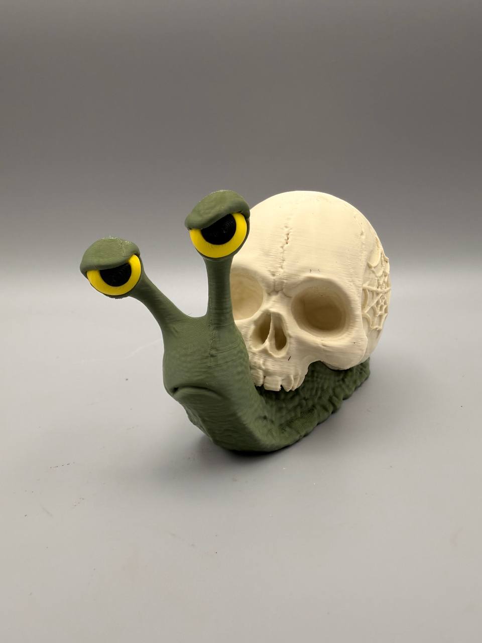 Skull Snail - 1
