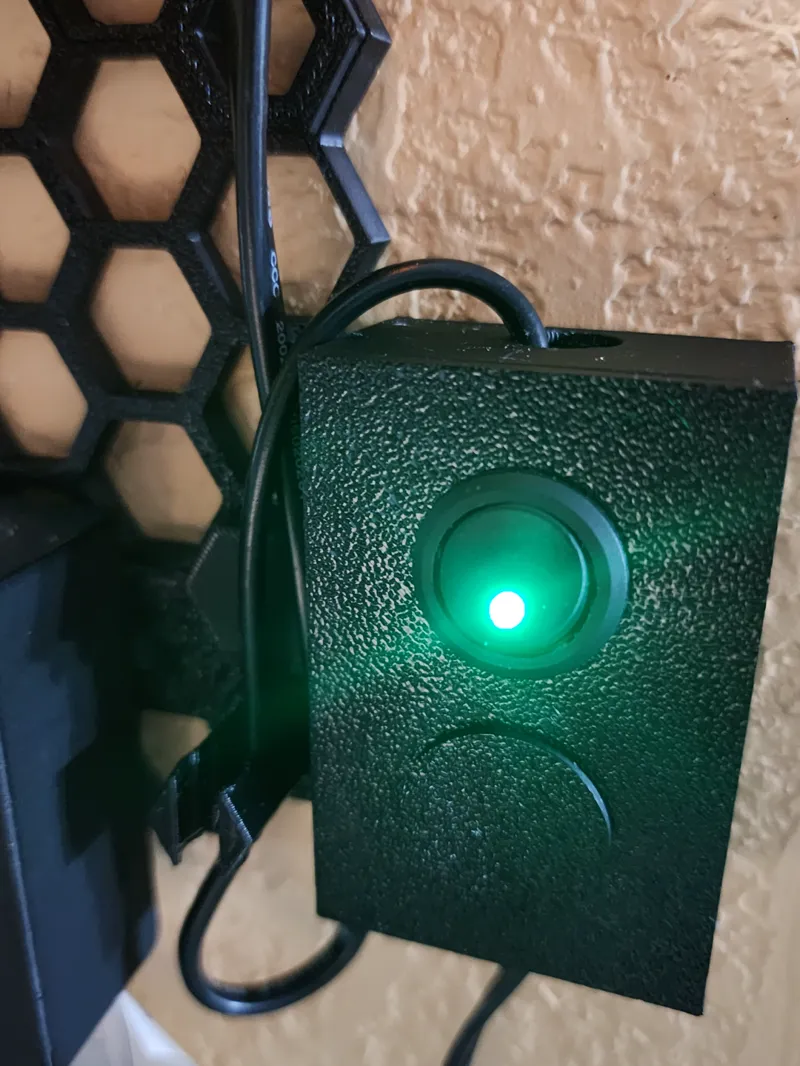 DC Switch Box for Honeycomb Storage Wall offset (HSW)