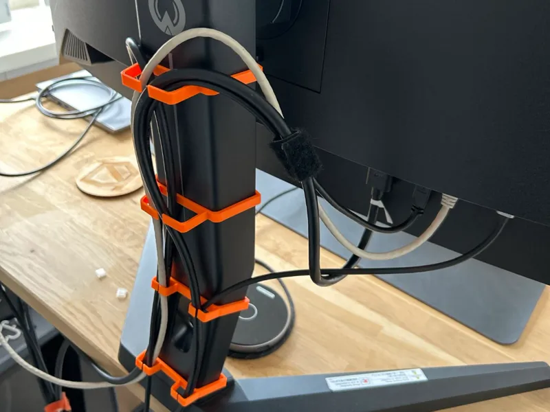 Cable Guide iiyama Monitor Stand