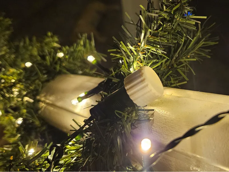 Waterproof Christmas Light End Cap 2-Prong Plug