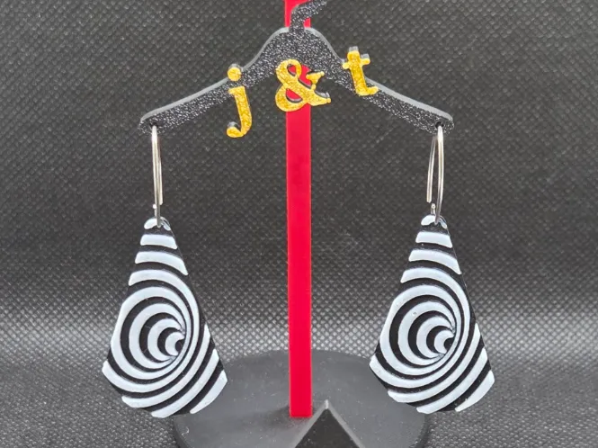 Hueforge illusion teardrop earring
