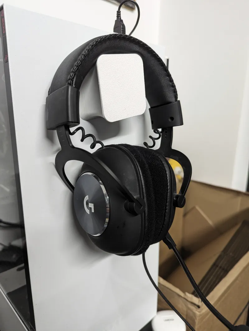 Magnetic Headphone Holder