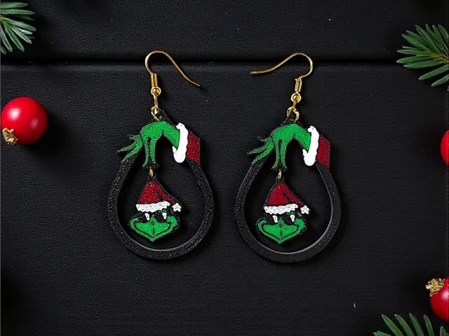 Hanging Grinch face earrings