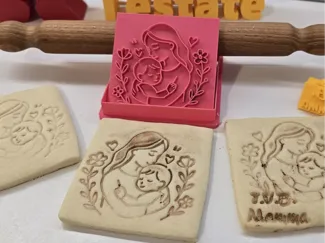 Tagliabiscotti Festa della Mamma Mamma con Bambino