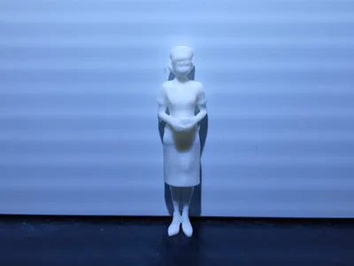 Miniature Nurse for your diorama