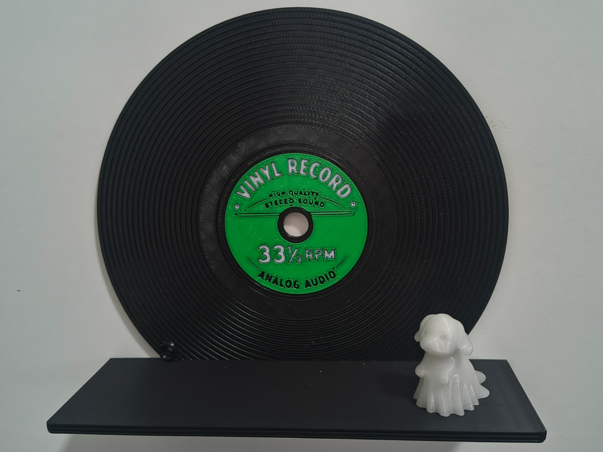 Retro Vinyl LP Record Wall Shelf – Music Decor