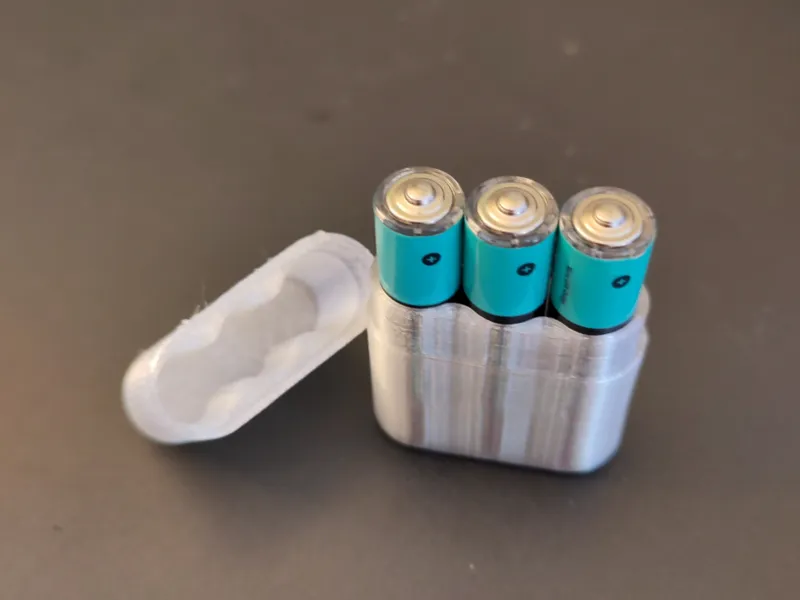 minimal AAA battery case / sleeve 