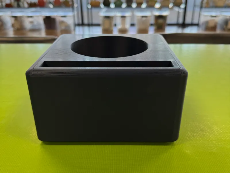 Tabletop Paintbrush Holder