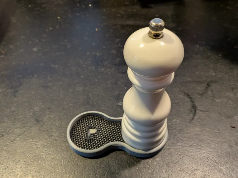 Salt and Pepper Grinder Tray