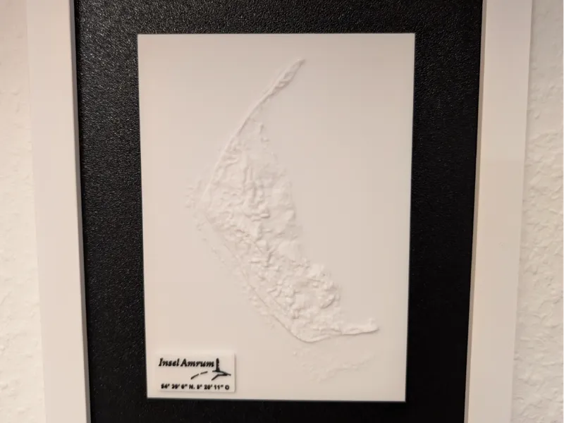 Amrum Topologisches Relief mit Passepartout&Schild