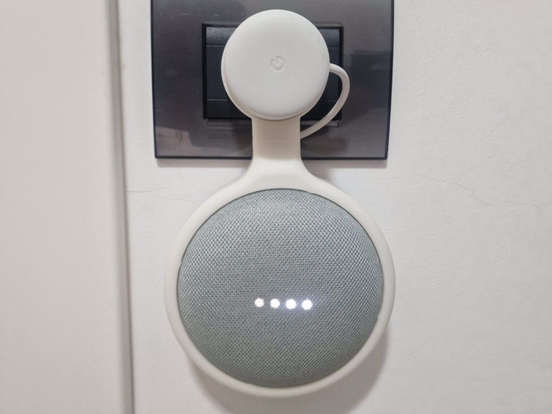 Supporto Muro Google Home Mini per presa italiana