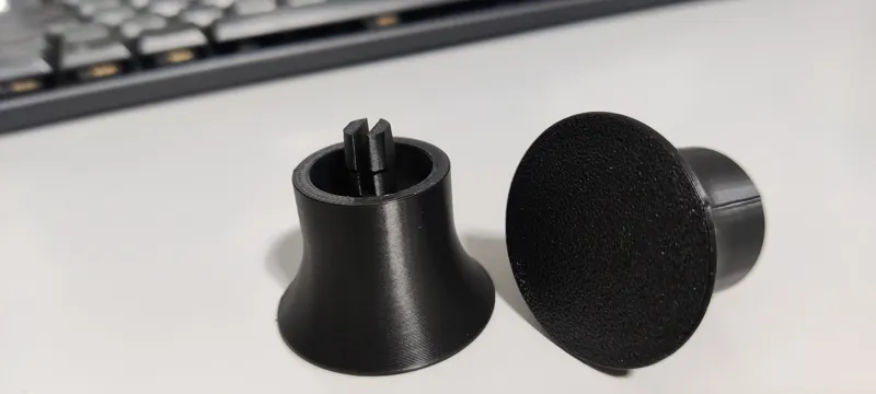 Fractal Design Focus 2 carpet compatible leg