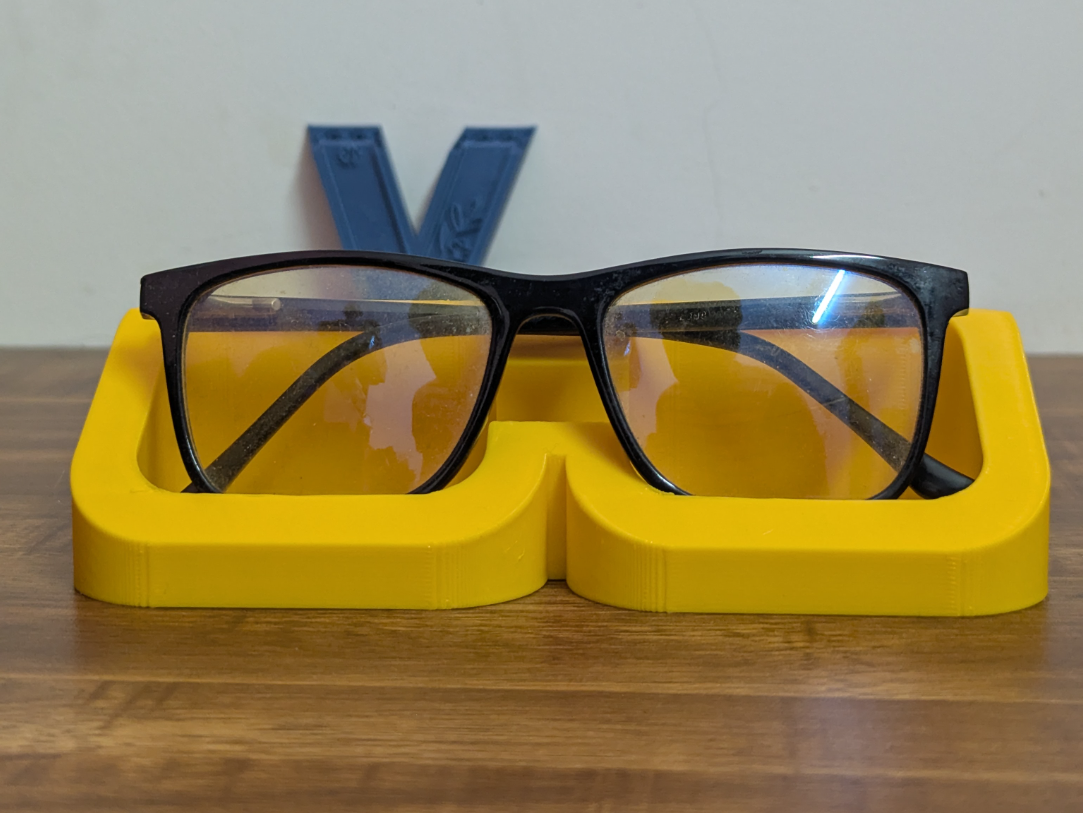 Wall-Mounted Sunglass Holder Customisable