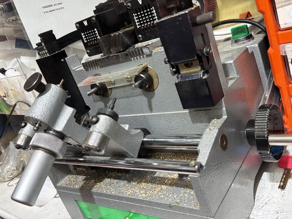 Key Duplicator Clamp Replacement