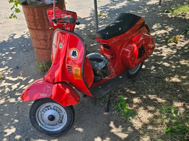 livrea vespa lupacchiotta - as roma