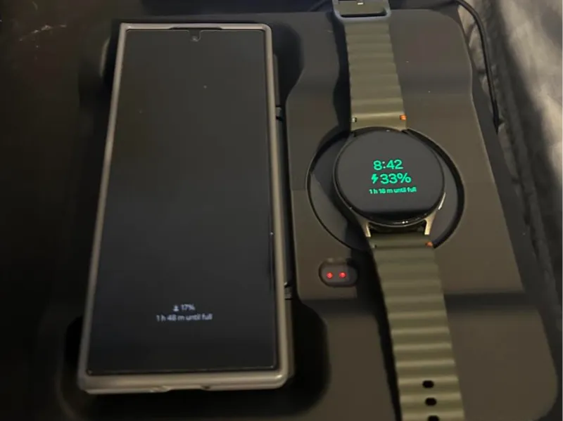 Z Fold Samsung Duo Centering