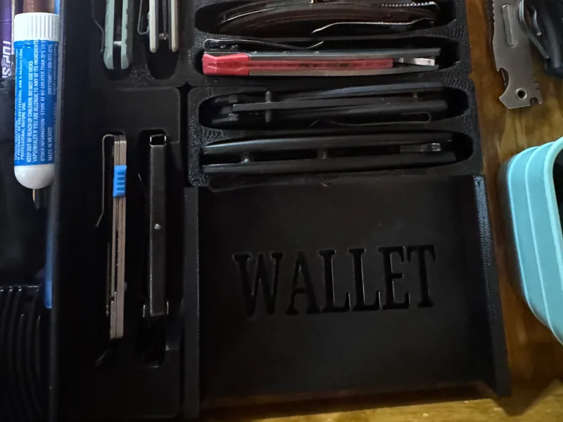Wallet organizer for Gridfinity
