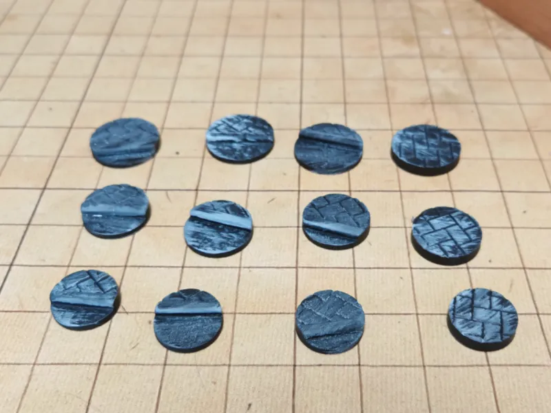 Kerb / Roadside Base Toppers - DnD 40K TTRPG