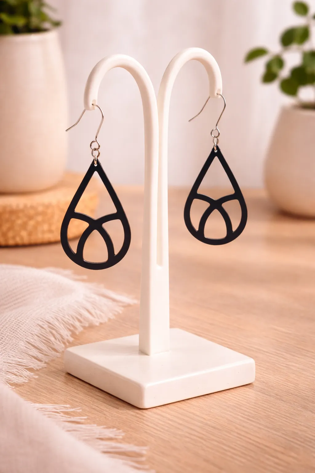 Drop Earrings - No AMS view 3