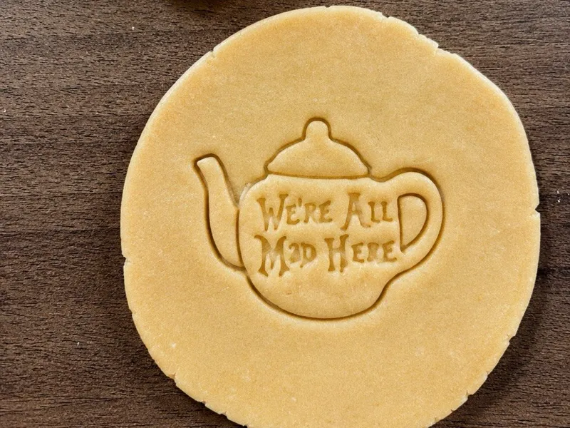 Alice in wonderland cookie cutter
