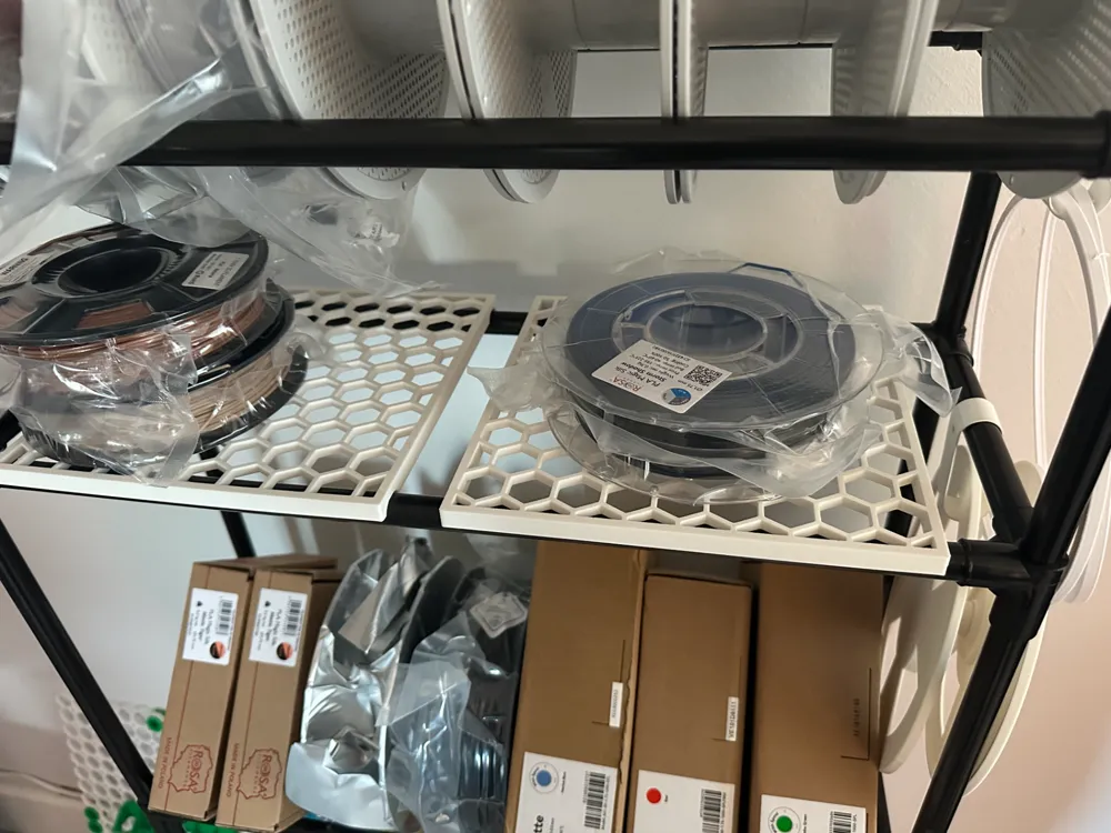 Shelf for my spools rack by Ufeks - MakerWorld