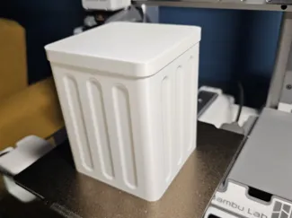 Box with lid - trash bin - 3 sizes  (vase mode) 