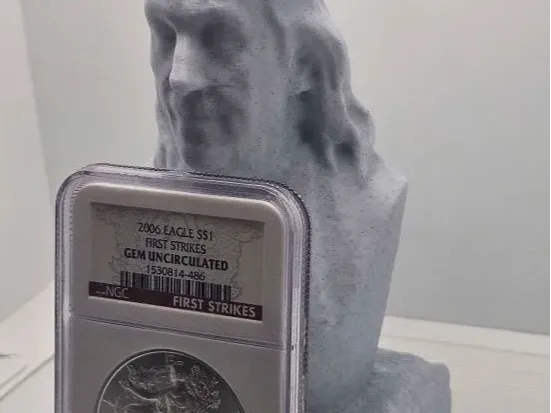 Franklin Bust Slab Display