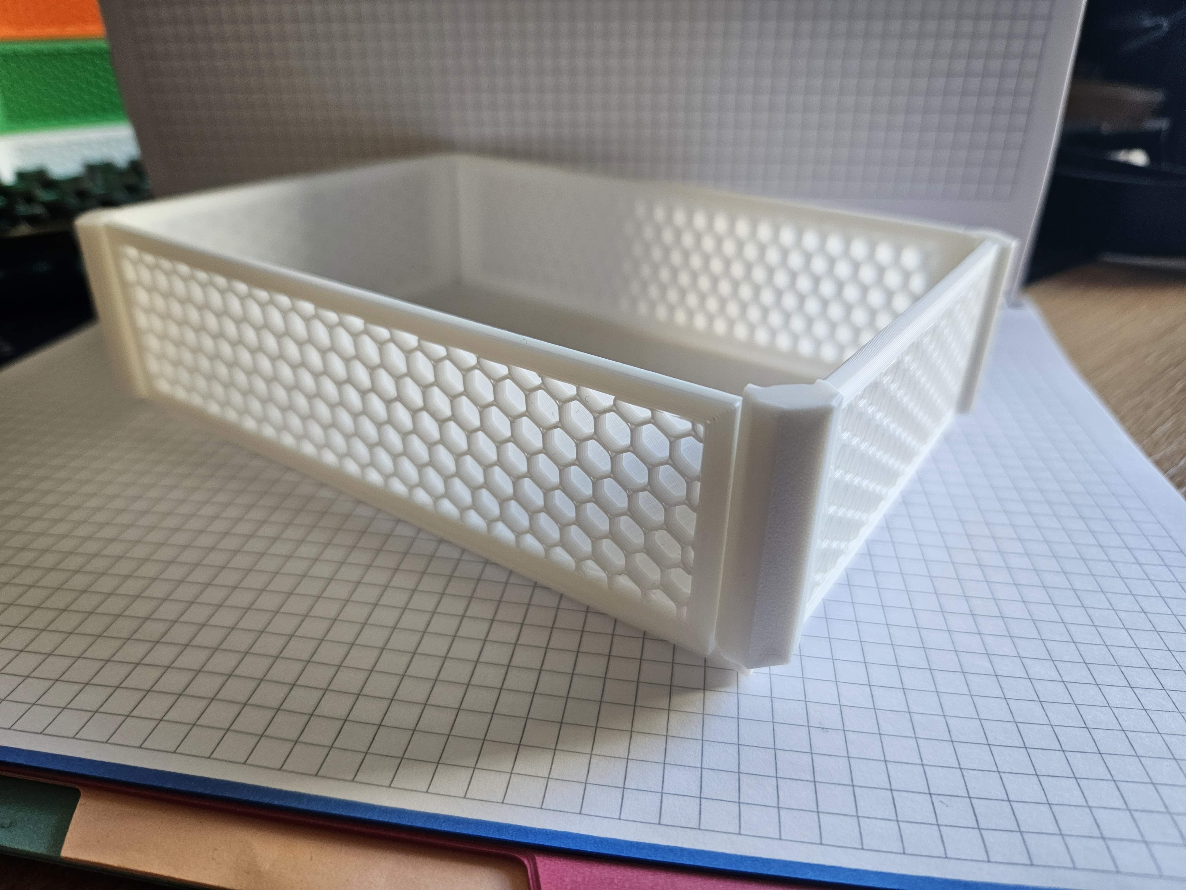 Miniatura 6 do modelo 3D 1小时40克快速折叠收纳盒子，省料省时坚固可堆叠零件盒