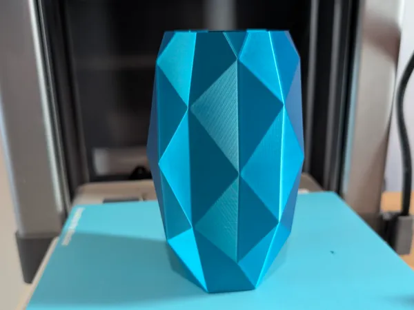 https://makerworld.bblmw.com/makerworld/model/USdbbd251ee62e16/design/2025-12-10_ea3b87ce64fdd8.jpg