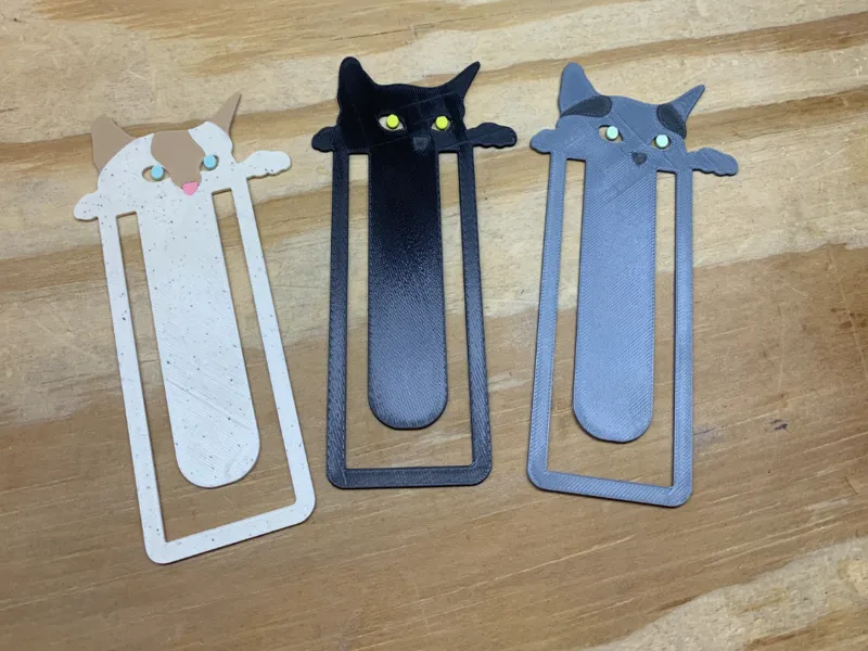 Cat Peeking Bookmark
