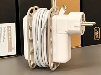 008.96W MacBook adapter cable organizer