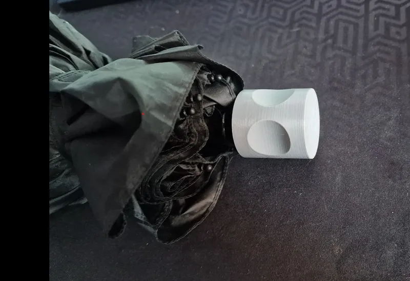 Umbrella handle