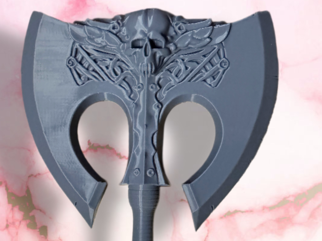 Doppelaxt mit Totenkopf- Cosplay