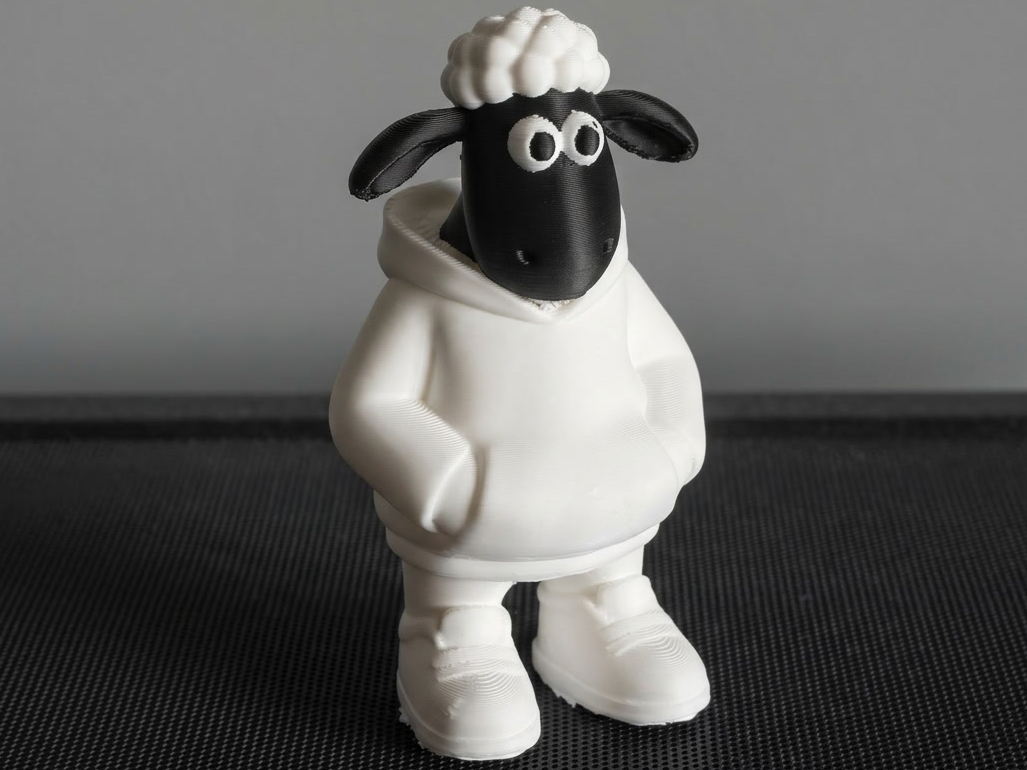 Shaun the Sheep – Hoodie Figurine 