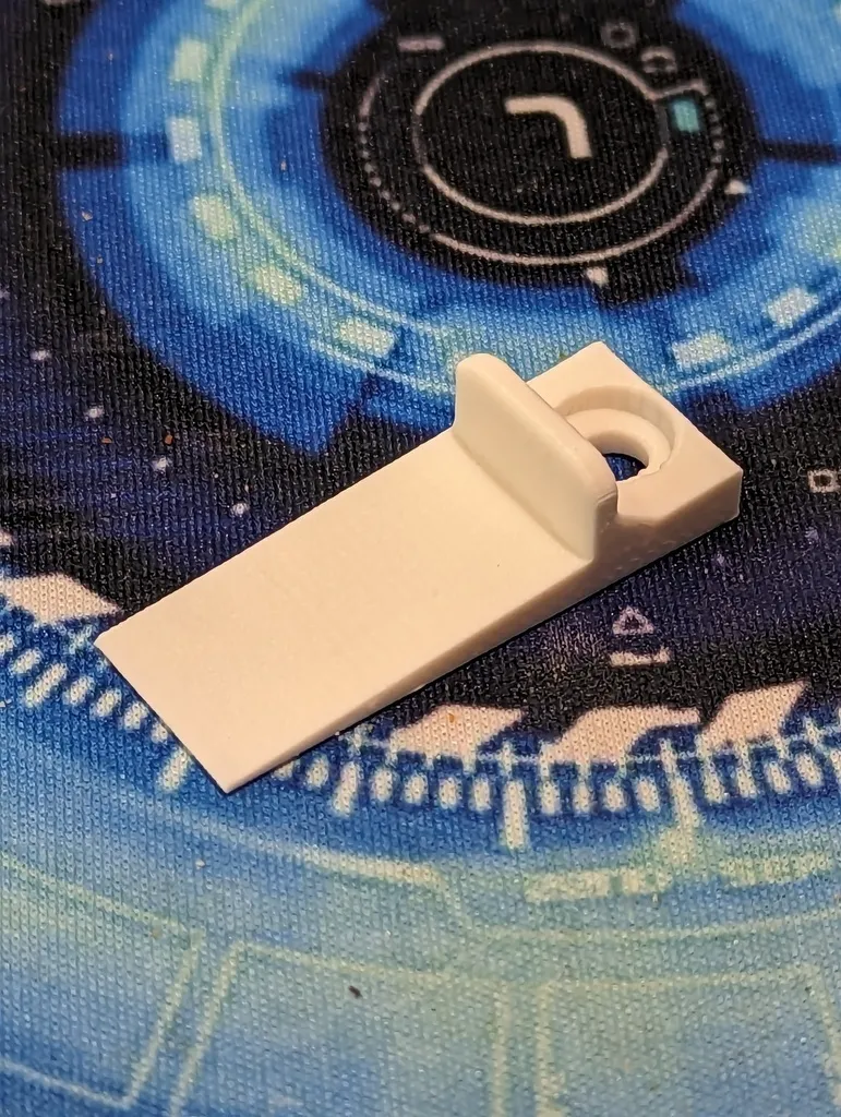 Larson Screen Door Wedge