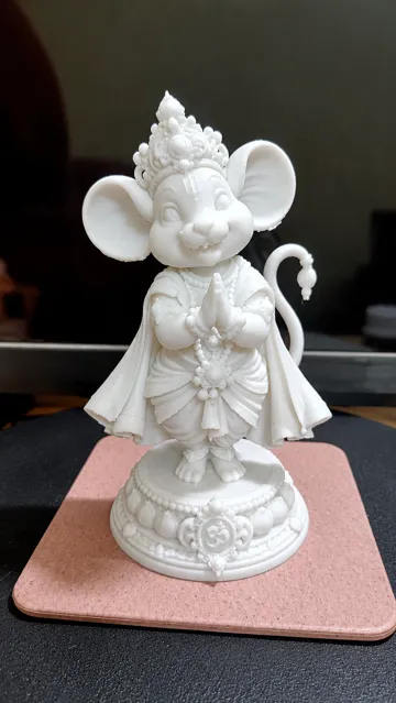 Letrero o emblema decorativo: Mushak Vahana Namaste — vista de referencia 3