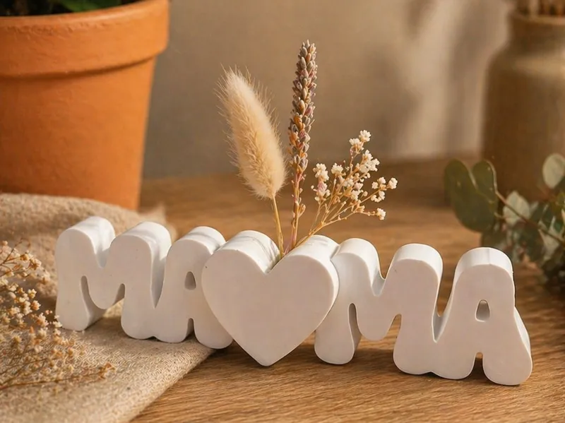 Mama Schrifzug Herz & Halterung Kerzen oder Blumen