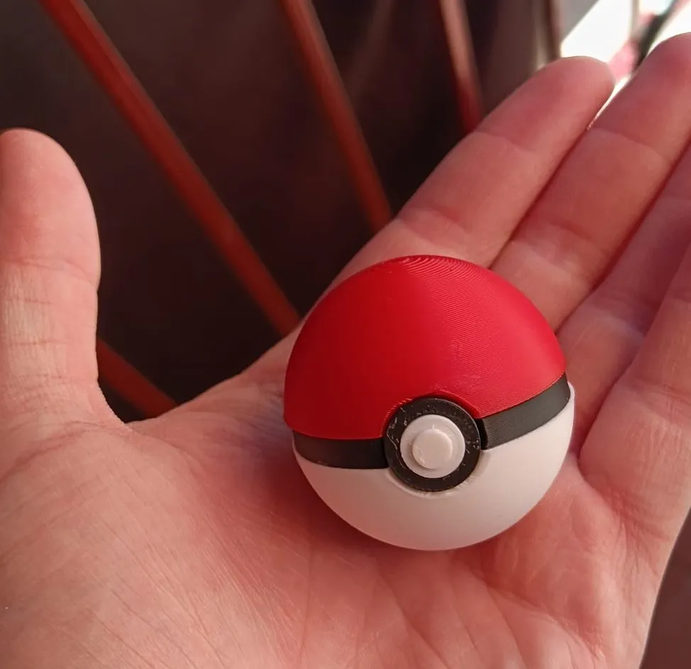 Pokéball 40mm view 3