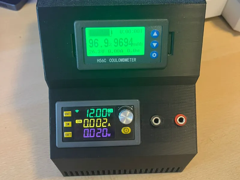 24V Mobile Lab Power Supply – LiFePO4