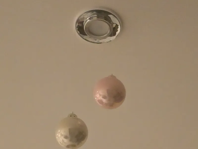 Porta palline per faretti ad incasso