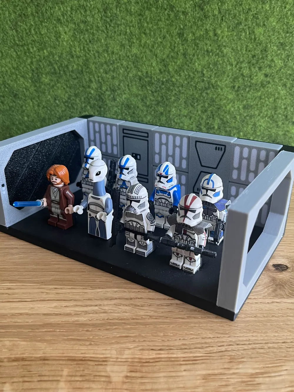 Brick Star Wars Figures Modular Stand - Venator - Free 3D Print Model ...