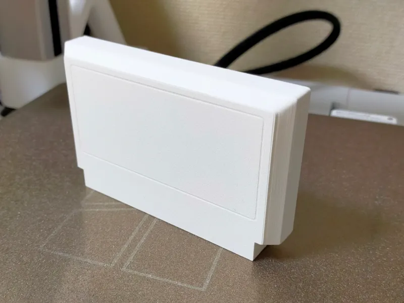 ファミコンカセット風小物入れ