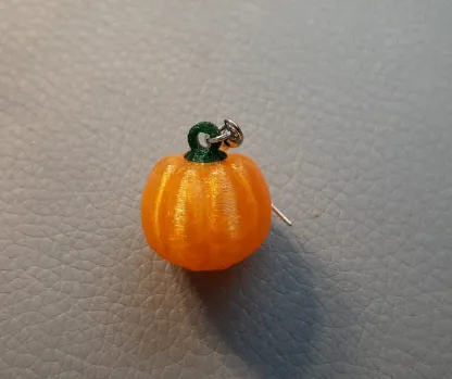 Pumpkin Earring (Halloween) view 2