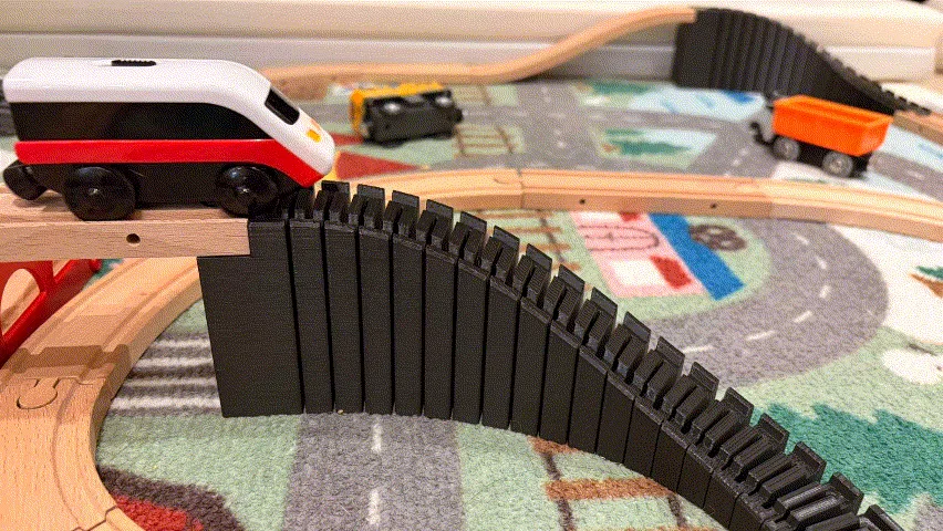 Soporte: FLEXISLOPE-Flex Train Tracks with ikea/hape. Referencia del modelo original.