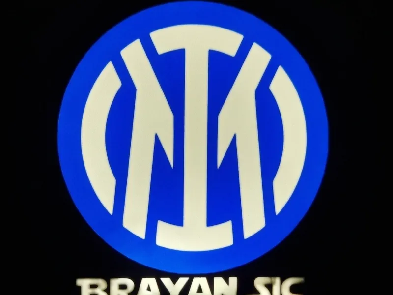Inter lightbox bryan sic