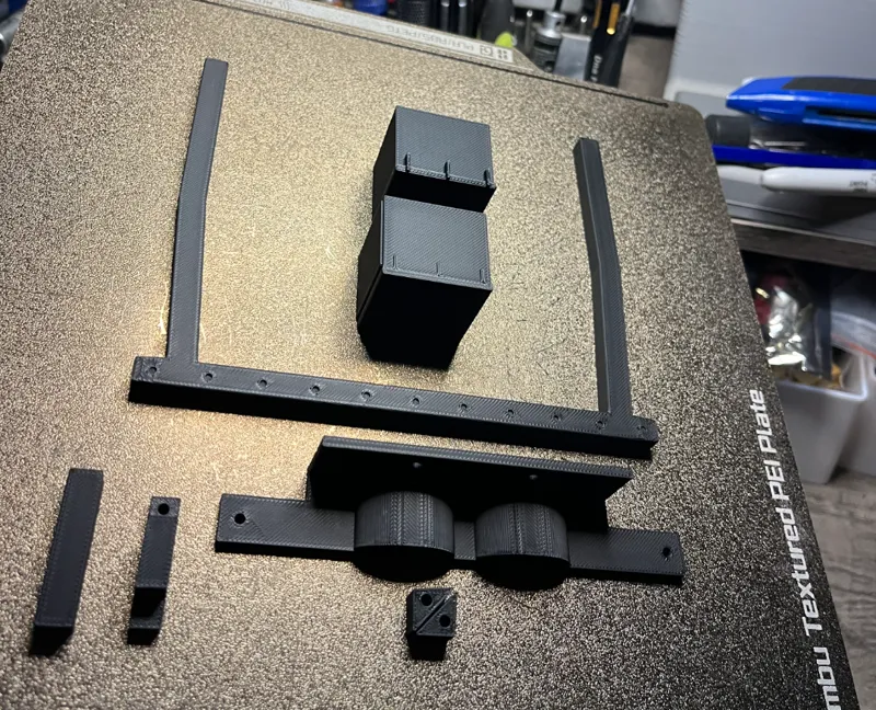 Crawler parts for recovery rig