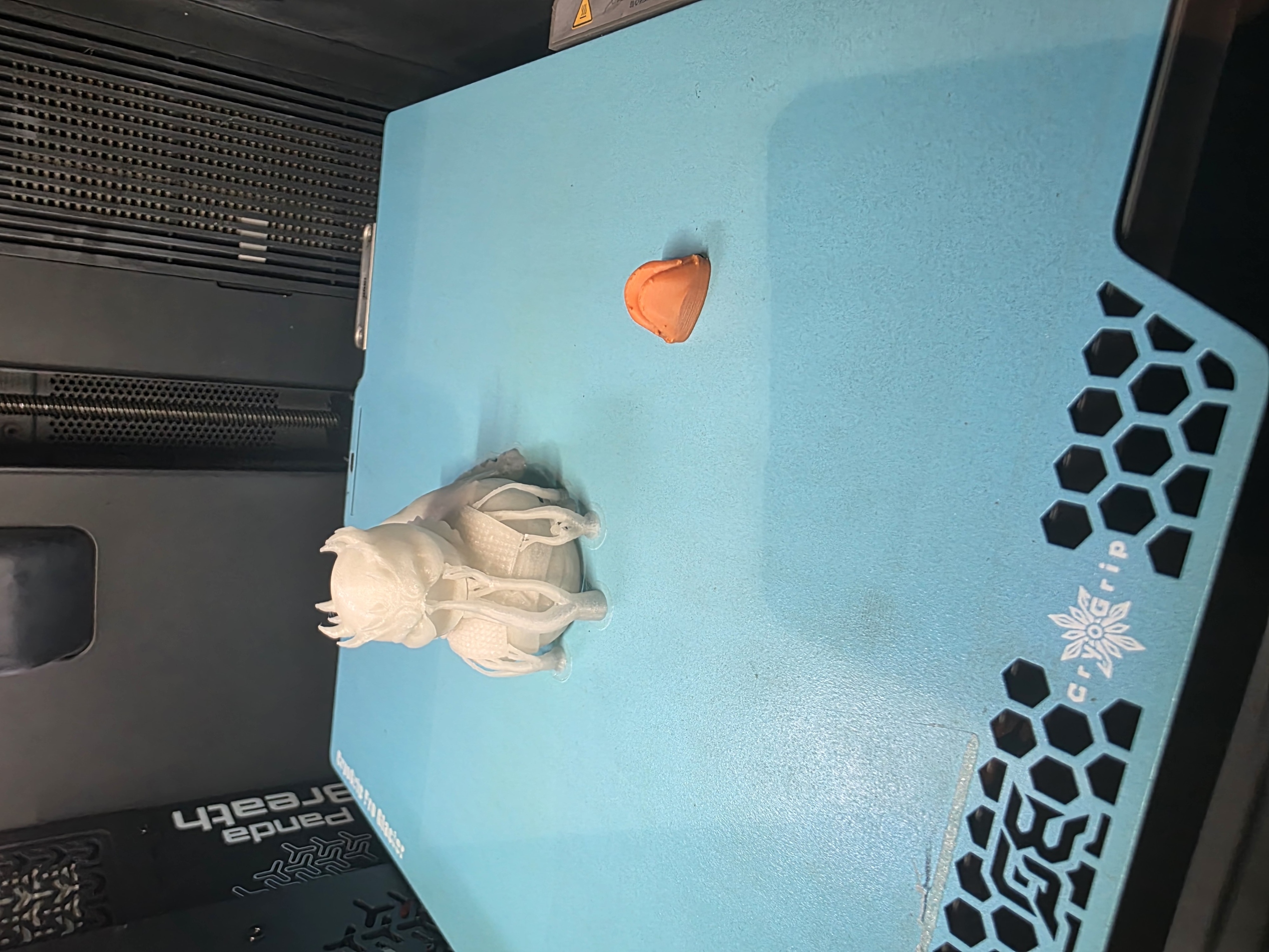Miniatura 1 do modelo 3D Night Quacker King