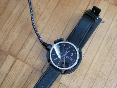 Amazfit Active 2 wall mount